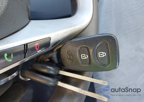 2014 Hyundai Accent Gls z USA, uszkodzony, nr VIN KMHCU4AE0EU610785